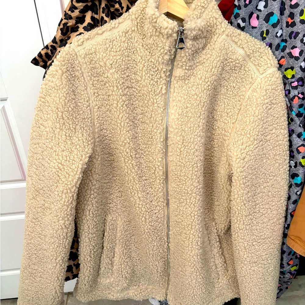 H&M Light beige sherpa jacket